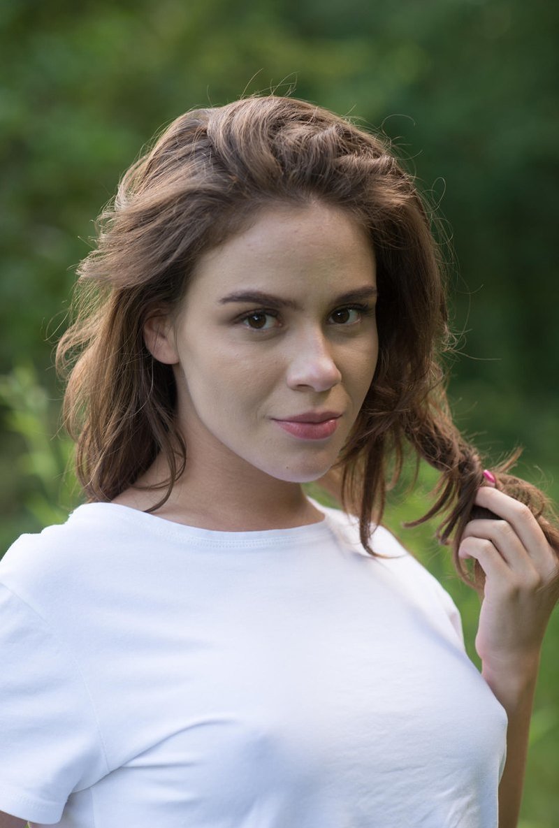 Надюша, 20 лет, 5 размер груди